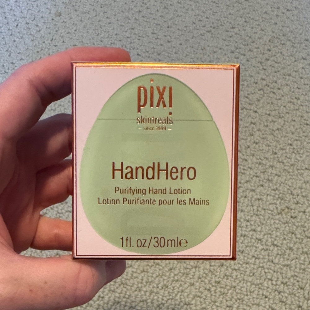 Pixi HandHero Purifying Hand Lotion in Green